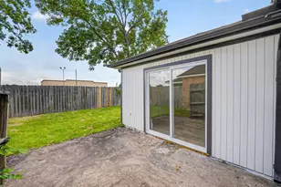 13834 Sheri Hollow Ln, Houston, TX 77082 - Photo 46