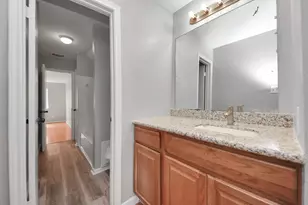 115 Squires Bend, Stafford, TX 77477 - Photo 14