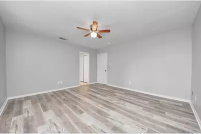 115 Squires Bend, Stafford, TX 77477 - Photo 28