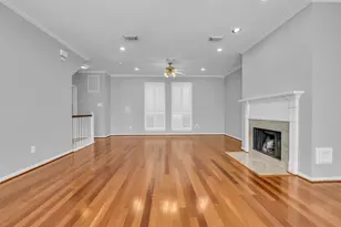 1417 W Webster St, Houston, TX 77019 - Photo 10