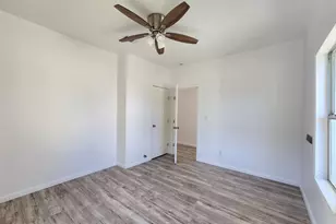 2706 1/2 Berry St, Houston, TX 77004 - Photo 10