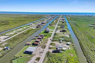 1332 Van Sant, Gilchrist, TX 77617 - Photo 38