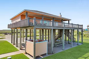 1332 Van Sant, Gilchrist, TX 77617 - Photo 2