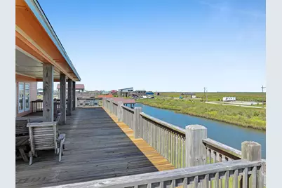 1332 Van Sant, Gilchrist, TX 77617 - Photo 16