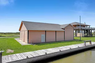 1332 Van Sant, Gilchrist, TX 77617 - Photo 8