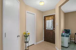 12015 Audubon Hill Ct, Houston, TX 77038 - Photo 2