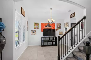 394 Lake Line Dr, Alvin, TX 77511 - Photo 4