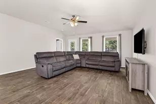 11586 Gingerland Dr, Conroe, TX 77304 - Photo 16