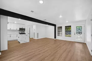 1019 Creager St, Houston, TX 77034 - Photo 6