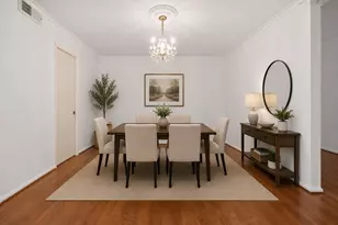 642 S Ripple Creek Dr, Houston, TX 77057 - Photo 2