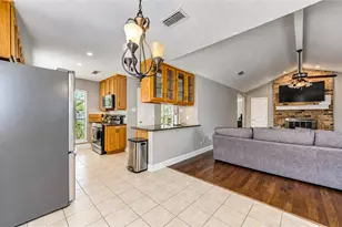 11323 Sagetrail Dr, Houston, TX 77089 - Photo 16