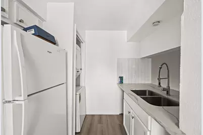 9090 S Braeswood Boulevard #75, Houston, TX 77074 - Photo 10