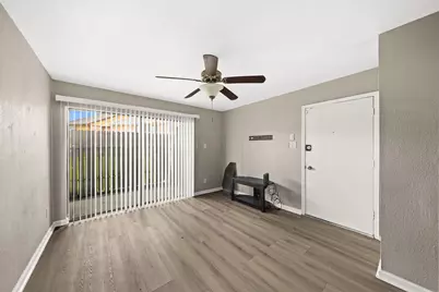 9090 S Braeswood Boulevard #75, Houston, TX 77074 - Photo 4