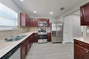 7718 Balsam Crossing Ln, Cypress, TX 77433 - Photo 4