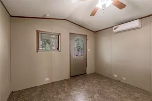 25 Starlite Dr, Huntsville, TX 77320 - Photo 4