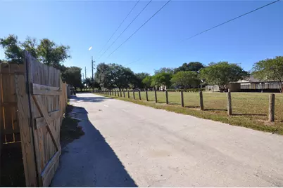 2113 Whittier Drive, Houston, TX 77032 - Photo 40