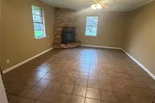 6439 Deirdre Anne Dr, Houston, TX 77088 - Photo 16