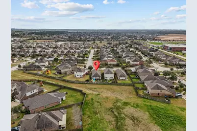 3072 Persimmon Valley Lane, Dickinson, TX 77539 - Photo 4