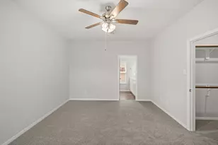13442 Lucky Bill Ln, Houston, TX 77048 - Photo 10