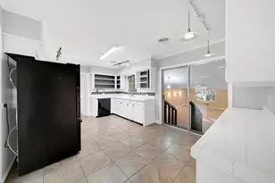 501 Walnut Hill Dr, Brenham, TX 77833 - Photo 6