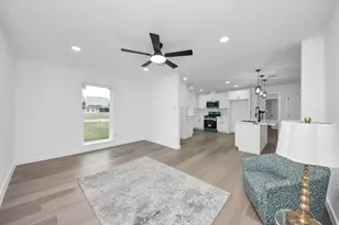 101 Talisman St, Lake Jackson, TX 77566 - Photo 4