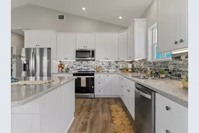 864 Seagull, Sargent, TX 77414 - Photo 8