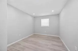 4356 Phlox St, Houston, TX 77051 - Photo 34