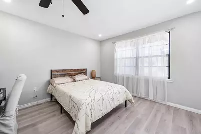 4356 #A Phlox Street, Houston, TX 77051 - Photo 6