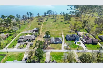 14422 Lakeside Terrace Drive, Houston, TX 77044 - Photo 32