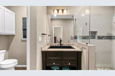 14422 Lakeside Terrace Drive, Houston, TX 77044 - Photo 18