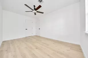 15307 Camino Del Sol Dr, Houston, TX 77083 - Photo 16