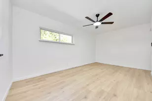 15307 Camino Del Sol Dr, Houston, TX 77083 - Photo 12