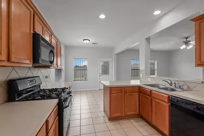 14215 Darrah Drive, Houston, TX 77090 - Photo 16