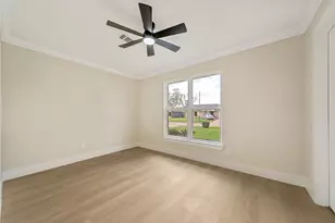 12514 Frazier River Dr, Houston, TX 77050 - Photo 18