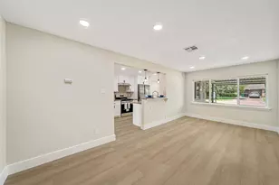 12514 Frazier River Dr, Houston, TX 77050 - Photo 10