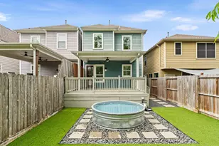 828 W 26th St, Houston, TX 77008 - Photo 1