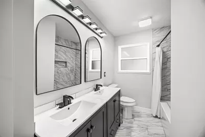 4626 Holly Street, Bellaire, TX 77401 - Photo 24