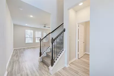 812 Laguna Green Lane, Katy, TX 77493 - Photo 6