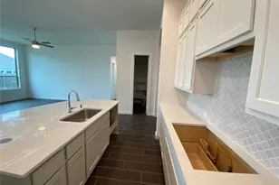 12343 Hackberry Dr, Mont Belvieu, TX 77523 - Photo 8