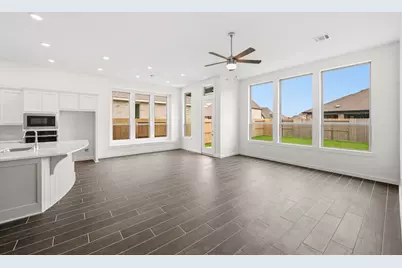 12343 Hackberry Drive, Mont Belvieu, TX 77523 - Photo 18