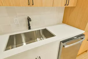 162 Wallace St, Houston, TX 77022 - Photo 10