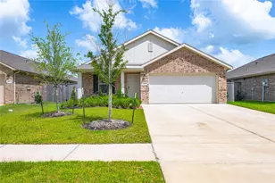 2805 Fountain Woods Dr, League City, TX 77573 - Photo 6