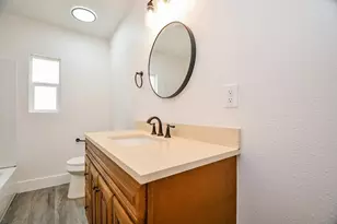 4223 Elmwood St, Houston, TX 77051 - Photo 8