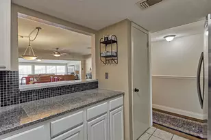 39 Regency Pt, Conroe, TX 77356 - Photo 18