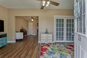39 Regency Pt, Conroe, TX 77356 - Photo 4
