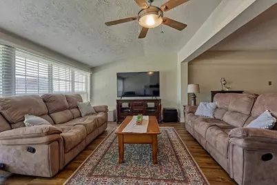 39 Regency Point, Conroe, TX 77356 - Photo 22