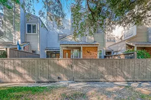 11733 Lakeside Pl Dr, Houston, TX 77077 - Photo 2