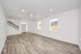 1313 Avenue G, South Houston, TX 77587 - Photo 8