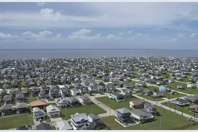 22321 Kennedy Drive, Galveston, TX 77554 - Photo 30