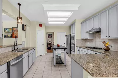 119 N Westwinds Circle, The Woodlands, TX 77382 - Photo 16